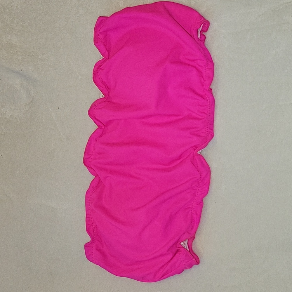 NWOT SHEIN Hot Pink Lettuce Trim Bandeau Bikini Top (2X)